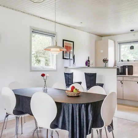 Casa vacanze Three-bedroom Holiday In