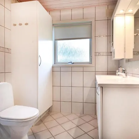 Three-bedroom Holiday In